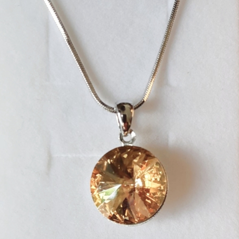 NEW Topaz Rivoli Crystal Pendant/Necklace